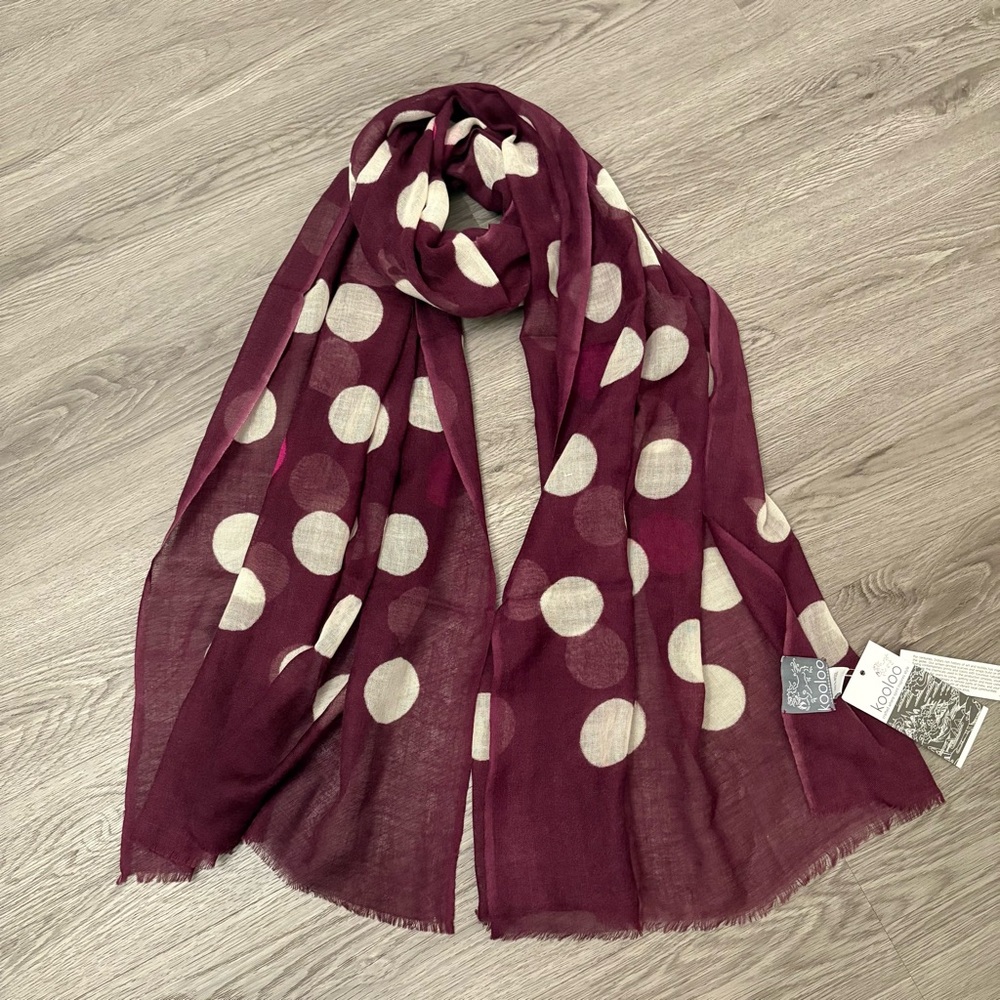 Kooloo Scarf 100% Wool 72 in X 28 in